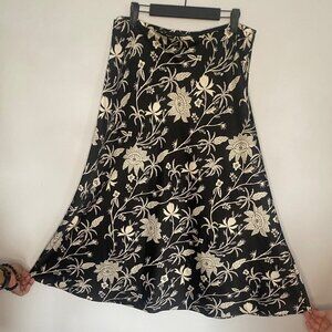 Scotch & Soda Black & White Floral Print Silky-feel Skirt Size L